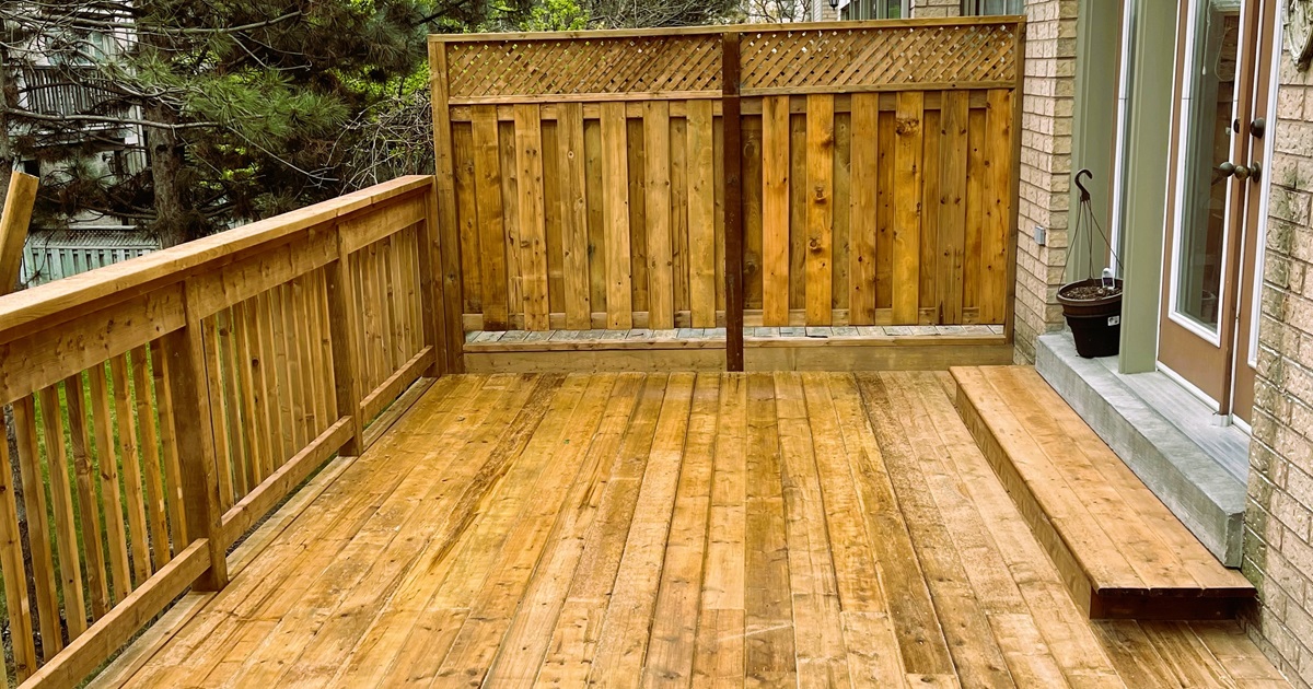 Fence And Deck In Etobicoke, Ontario